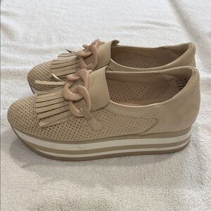 crown & ivy Beige Platform Fringe Loafers with Chain Accent